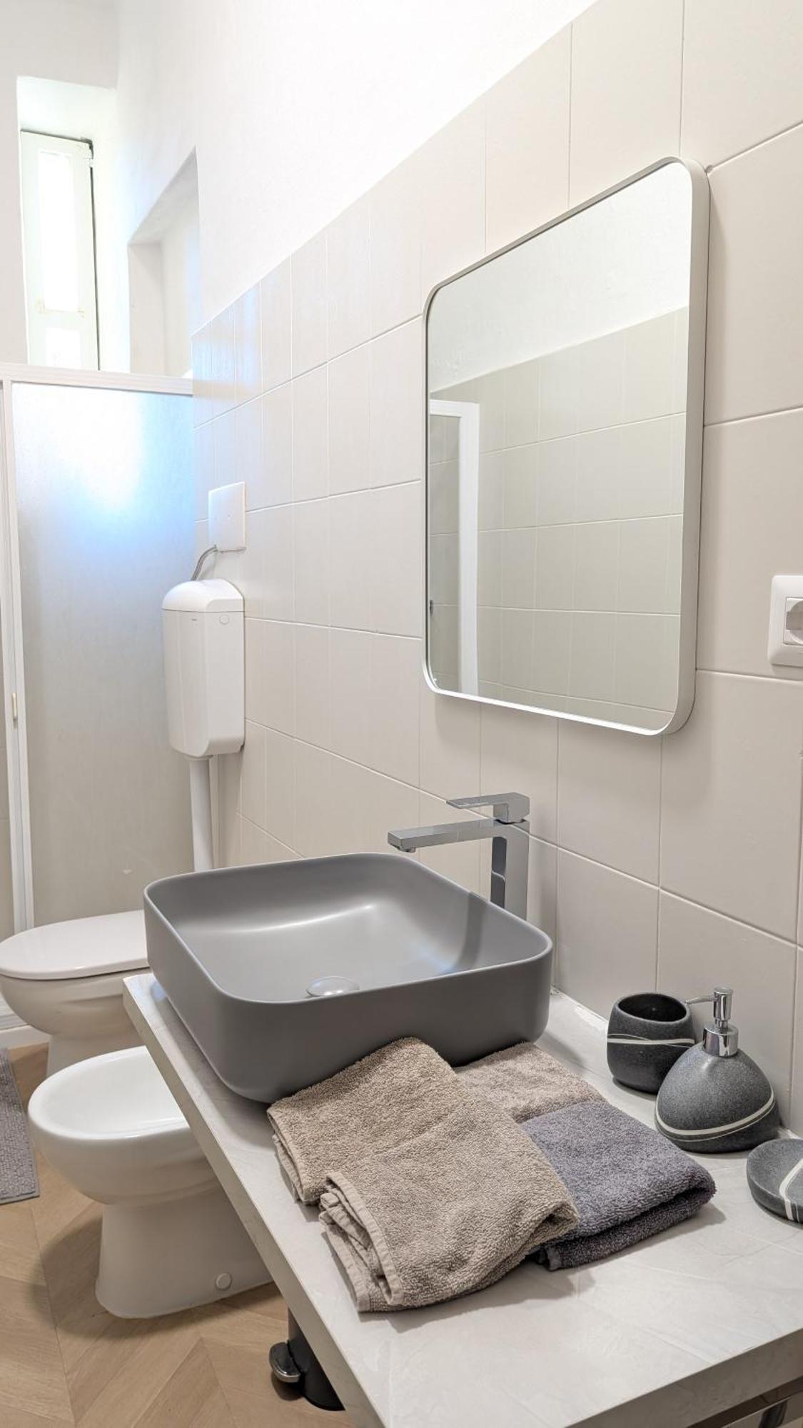 Grand Central 1845 - 2 Bedrooms Design Flat Bergamo Luaran gambar